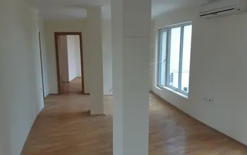 Auction image 3 bed flat