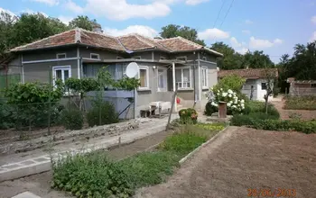 Auction image Къща