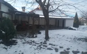 Auction image Къща