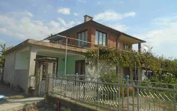 Auction image Къща