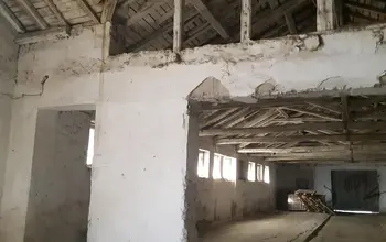Auction image Factory, Manufacturing