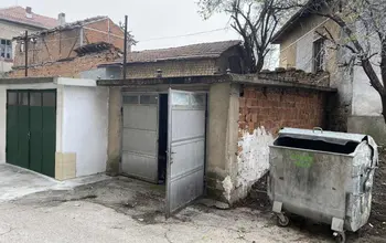 Auction image Garage, Parking
