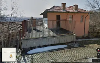 Auction image Къща