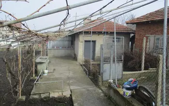 Auction image Къща