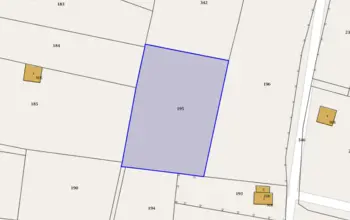 Auction image House