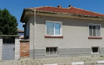 Auction image Къща