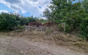 Auction image Парцел (ПИ, УПИ, двор)