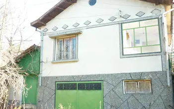 Auction image Вила, бунгало, преместваема постройка