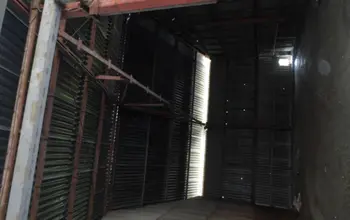 Auction image Warehouse