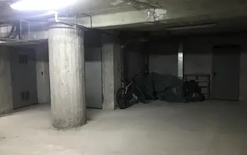 Garage, Parking