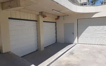 Garage, Parking