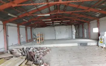 Auction image Factory, Manufacturing
