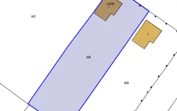 Auction image House