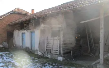 Auction image Къща