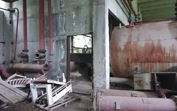 Auction image Factory, Manufacturing
