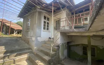 Auction image Къща