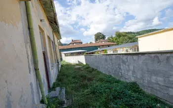 Auction image Business property