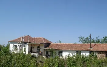 Auction image Къща