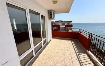 2 bed flat