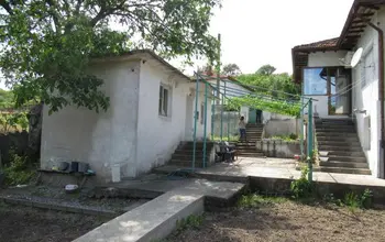 Auction image Къща