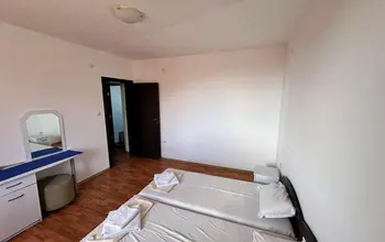 2 bed flat
