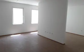 Auction image 2 bed flat