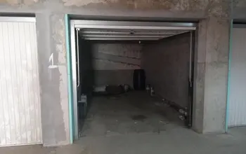 Auction image Garage, Parking