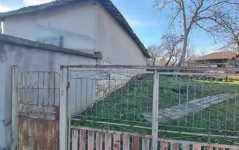 Auction image Къща
