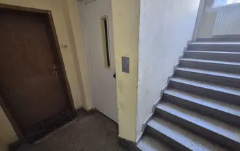 Auction image 2 bed flat