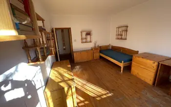 Auction image 2 bed flat