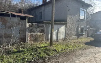 Auction image Къща