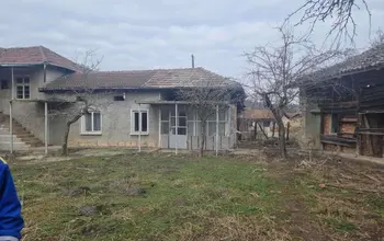 Auction image Къща