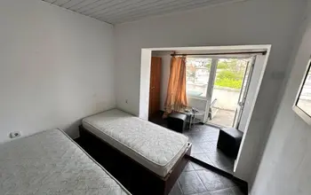 Multi-bed flat