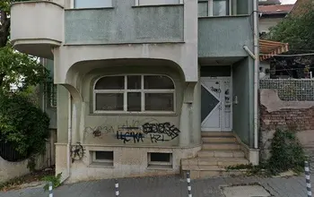 Жилищна сграда