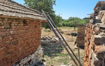 Auction image Къща