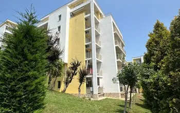 Auction image 2 bed flat