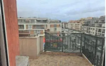 Auction image Studio, Attic