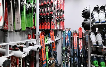 Auction image Garage