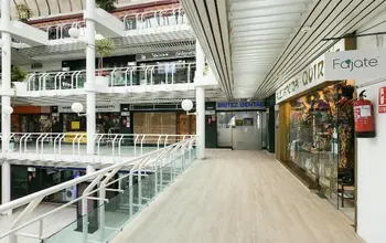 Auction image Commercial