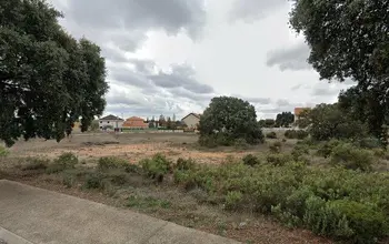 Auction image Land